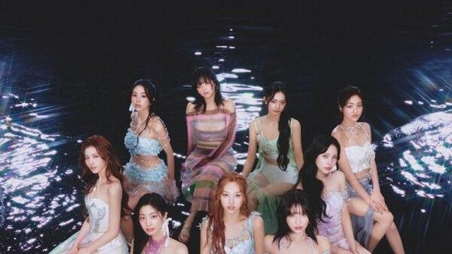 트와이스, 일본으로 'DIVE'→ 해외 여성 아티스트 사상 최초 日 닛산 스타디움 입성