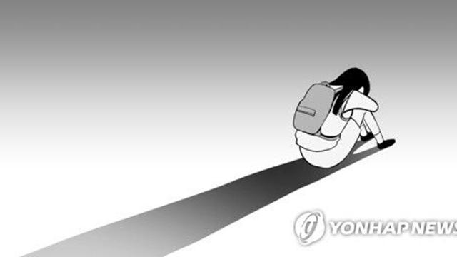 몰래 외박한 고2 딸 폭행한 친부·계모 '징역 1년' 집행유예