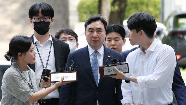 '민주당 돈봉투 의혹' 윤관석 이번주 2심 선고…1심 징역 2년
