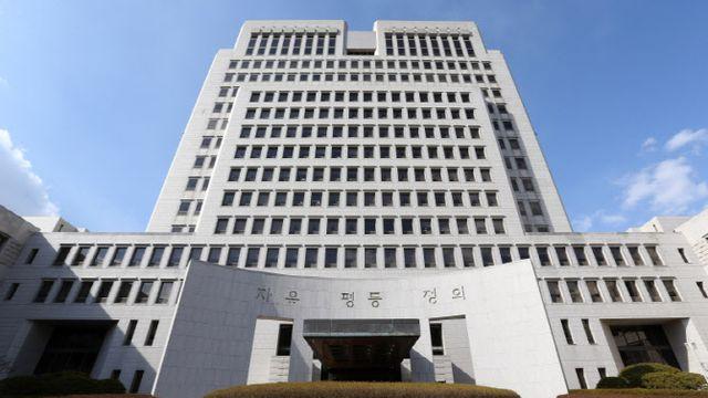 초등생과 조건만남 한 성인들…'징역 1∼4년' 확정