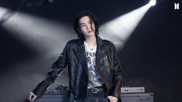 방탄소년단 슈가, 스포티파이 40억 스트리밍 돌파...아시아 'NO1'