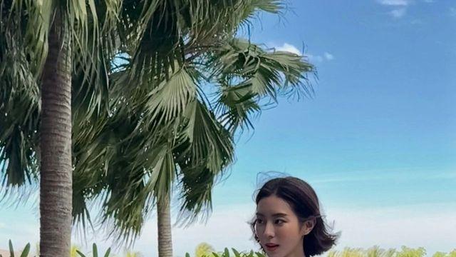 유이, 리조트에서 만끽한 휴식... 청순미 돋보이는 룩