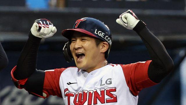 '오지환, 김광현 상대 만루포' LG, SSG 추격 뿌리치고 3연승