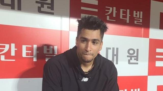 6년 차 사제지간…쿠에바스 