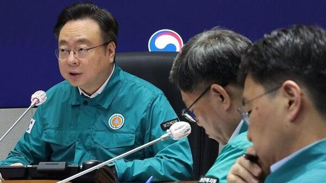 복귀 전공의 명단 공개 의사·의대생 18명, 검찰 송치
