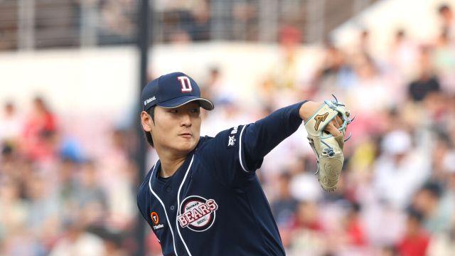 '7이닝 4K 112구' 곽빈 vs '8이닝 9K 103구' 박세웅, 울산 수놓은 명품 투수전…마지막에 웃은건 두산이었다 [MD울산]