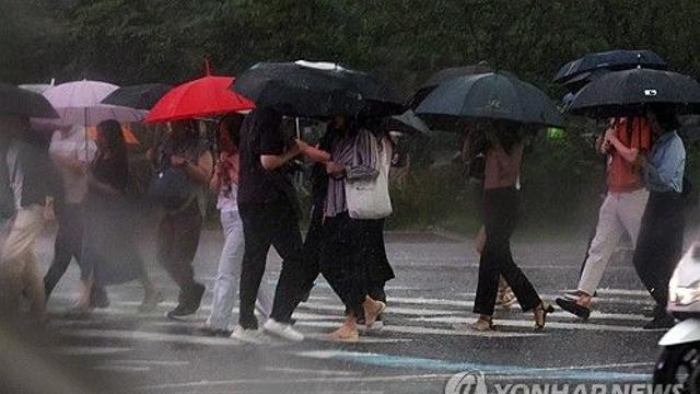 전북 흐리고 20~60mm 비…낮 27∼30도