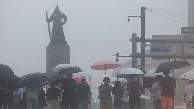 [날씨] 남부지방 중심 강하고 많은 비…수도권은 소강상태