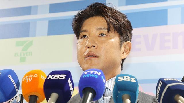 박주호 물러나지 않았다…홍명보에 힘 실어준 '이회택 조언' 반박