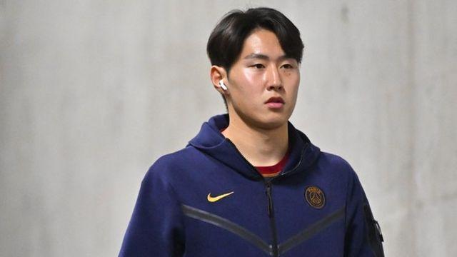 이강인이 훈련장에 없다, 이적하는 건가?→PSG 유력 기자 