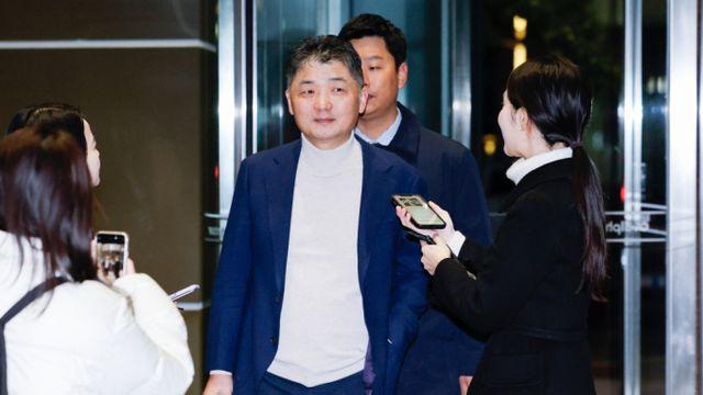 카카오 김범수, 'SM엔터 시세조종' 혐의 구속영장 22일 심사