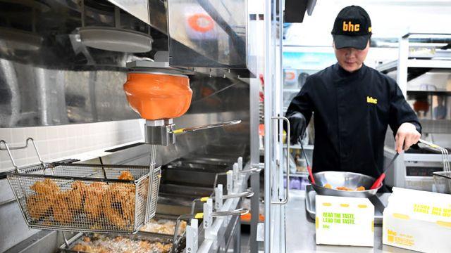 인력난·최저임금 인상에… 외식업계, ‘로봇·무인화’ 열풍