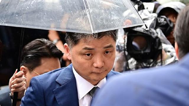 'SM 시세조종' 김범수 카카오 위원장 구속심사 4시간 만에 종료(종합)