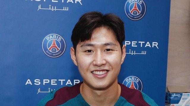 돌아온 이강인, 'PSG 메디컬 테스트 완료'...나폴리-뉴캐슬 이적설 뒤로 하고 '전격 합류'