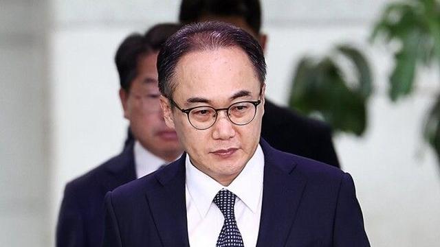 [이슈] 檢 김건희 조사 후폭풍 거세져...검찰청사 아닌 '제3의 장소' 비공개 소환, 검찰총장도 '패싱'