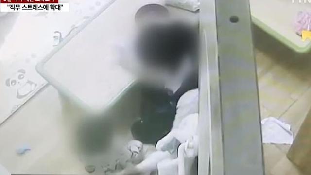 보육교사가 뇌종양 가진 3살 아이 가차 없이 때린 이유, 공분 폭발