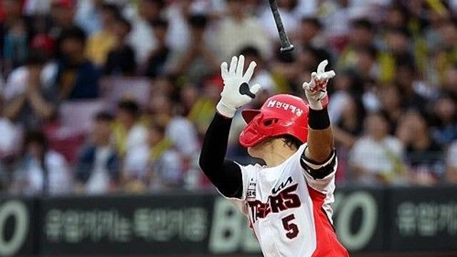 김도영, 안타·2루타·3루타에 홈런까지…첫 사이클링 히트 작렬