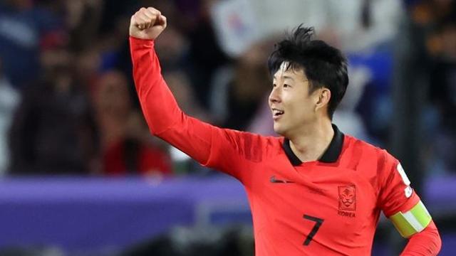 '2023~2024 EPL 연봉 순위' 3위는 모하메드 살라, 2위는 엘링 홀란… 손흥민 연봉은?