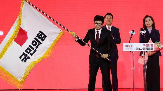 “리턴 매치 성사”… 이재명 전 대표, 한동훈 신임 국힘 당대표에 축하 메시지 남겨