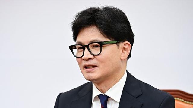 尹·한동훈 만찬 메뉴는 '삼겹살과 쌈'…