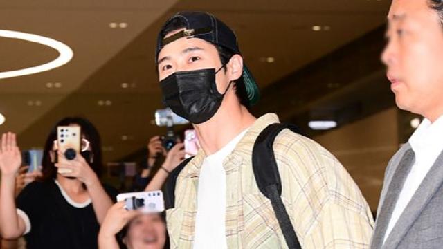 인천공항, '황제경호' 변우석 경호업체 경찰에 고소