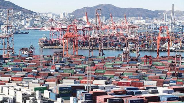 2분기 GDP -0.2% '역성장'...내수·수출 동반 부진에 마이너스 전환 