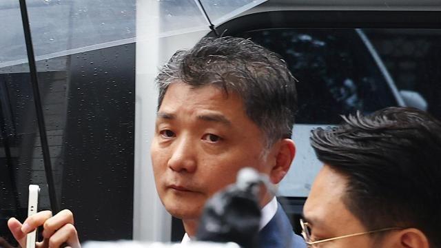 檢, 김범수 구속 뒤 이틀 연속 조사…