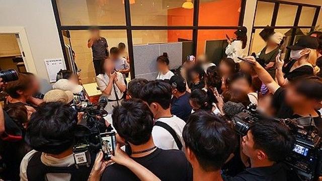'뿔난 소비자 수백명 점거' 티몬, 결국 아침부터 현장 환불 시작(종합)