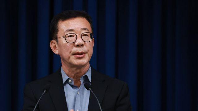 홍철호 정무수석 재산 255억 신고…이철수 폴리텍 이사장 80억
