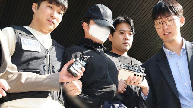 '강남역 연인 살해' 의대생 첫 재판서 혐의 인정…정신감정 요청도