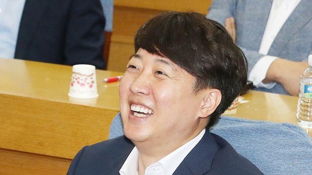 이준석 “내가 받은 국회의원 월급 세후 992만 2000원”