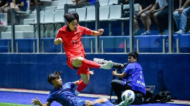 토트넘에서 뛰는 세 번째 한국인이 나온다