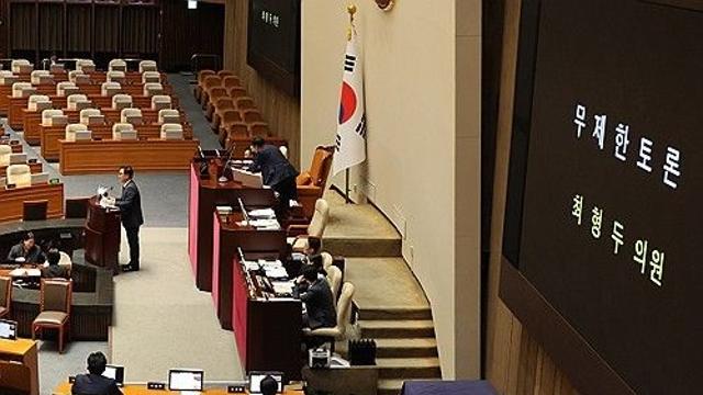 방송4법 이어 25만원·노란봉투법…7월 국회 막판까지 여야 대치
