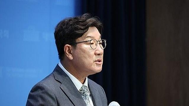 권성동 