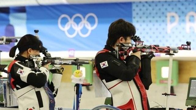 [1보] 공기소총 10ｍ 혼성 금메달 결정전 진출…한국 선수단 첫 메달