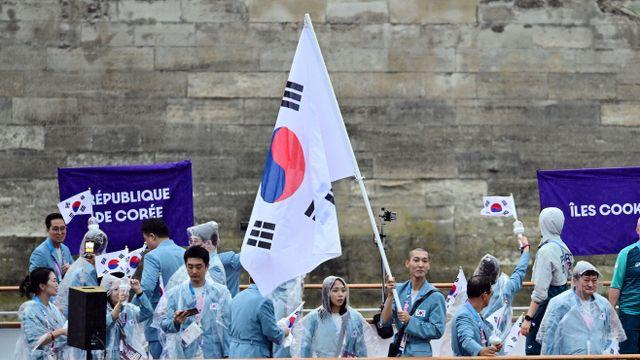 [파리 2024] 한국을 북한으로 소개…장미란 차관, IOC 위원장에 면담 요청