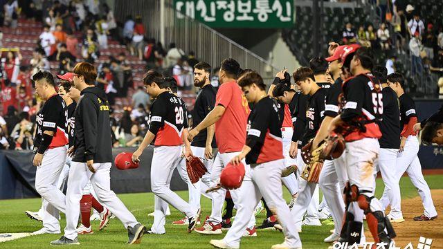 '100G 100실책 돌파' 1위 KIA 문제점 드러났다…이틀 연속 수비로 무너질 뻔 [고척 현장]