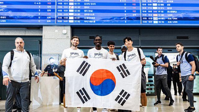 “서울에서 사랑을 느껴요” 한국 팬들의 환대 주목한 PL... 선수들도 감동 