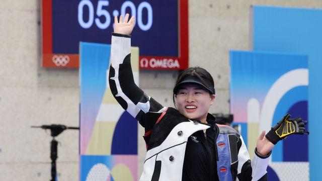 엄마라는 자부심...한국 첫 메달 쏜 금지현, 딸 서아양과 약속도 지켰다 [2024 파리]