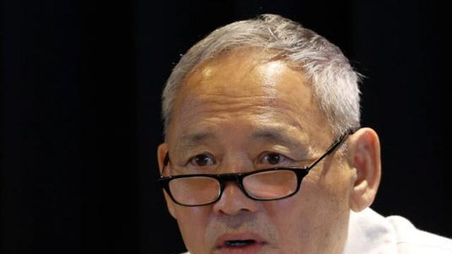 아시아프 간 유인촌 장관 “청년 작가 기회의 장 될 것”