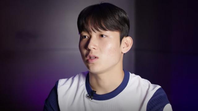 손흥민 조언 듣고 성장하는 양민혁...SON의 한마디 