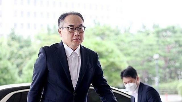 구제역·주작감별사 구속에 검찰총장 