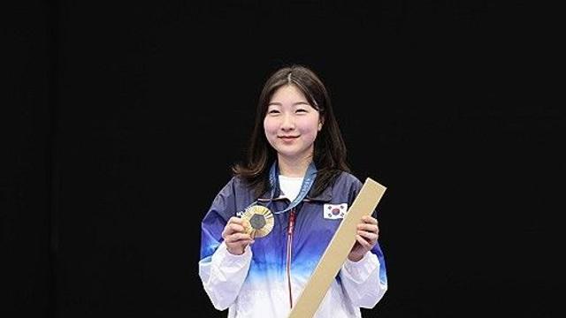 [올림픽] 하계대회 '최연소 금메달' 반효진 