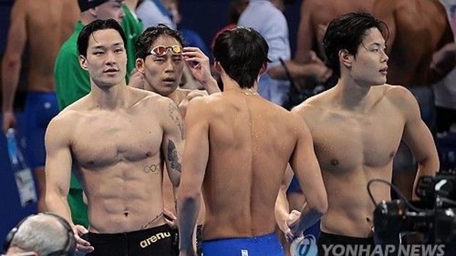 [올림픽] 남자 계영 800ｍ, 황선우 빼고도 예선 7위…단체전 사상 첫 결승(종합)
