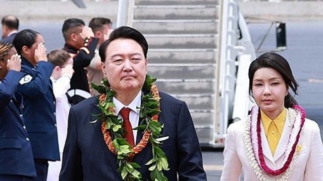 대통령실 '尹대통령, 명품가방 신고 안 했다' 검찰에 회신