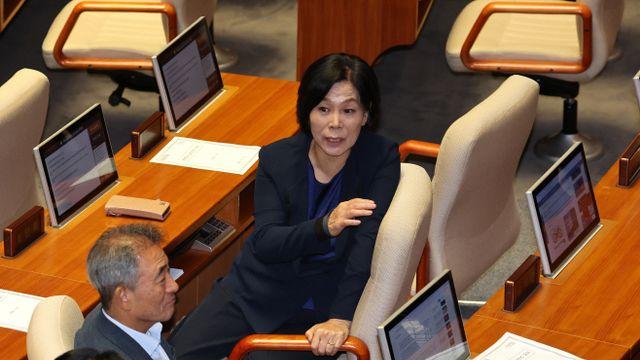 與, 최민희 과방위원장 의원직 제명 추진…윤리위 제소도