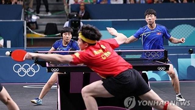 [올림픽] 북한, 탁구 혼복서 첫 메달…중국에 져 은메달(종합)