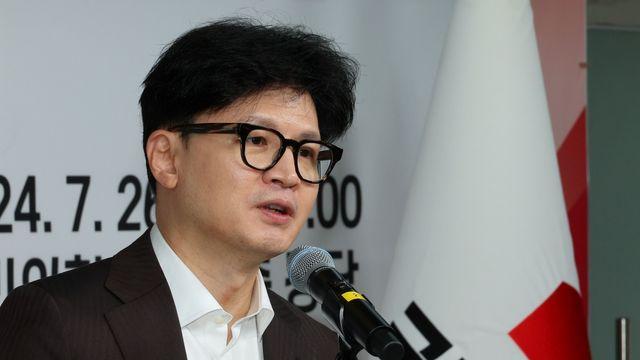 “깐죽대는 한동훈은 제가 상대한다”… 선전포고한 민주당 의원 누구?