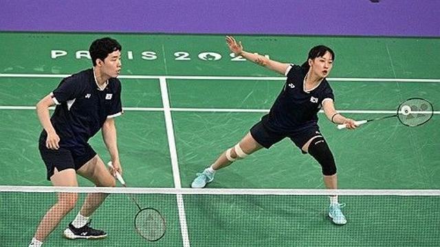 [1보] 한국 배드민턴, 혼복 은메달 확보…준결승서 태극전사 맞대결