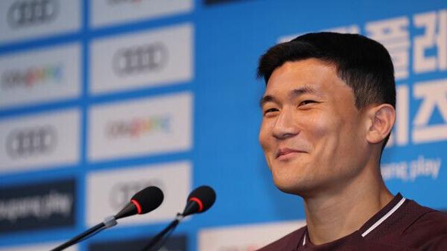 [st&상암] 김민재, “(손)흥민이형 경기장 위에서 마주하고 싶지 않아(웃음)”